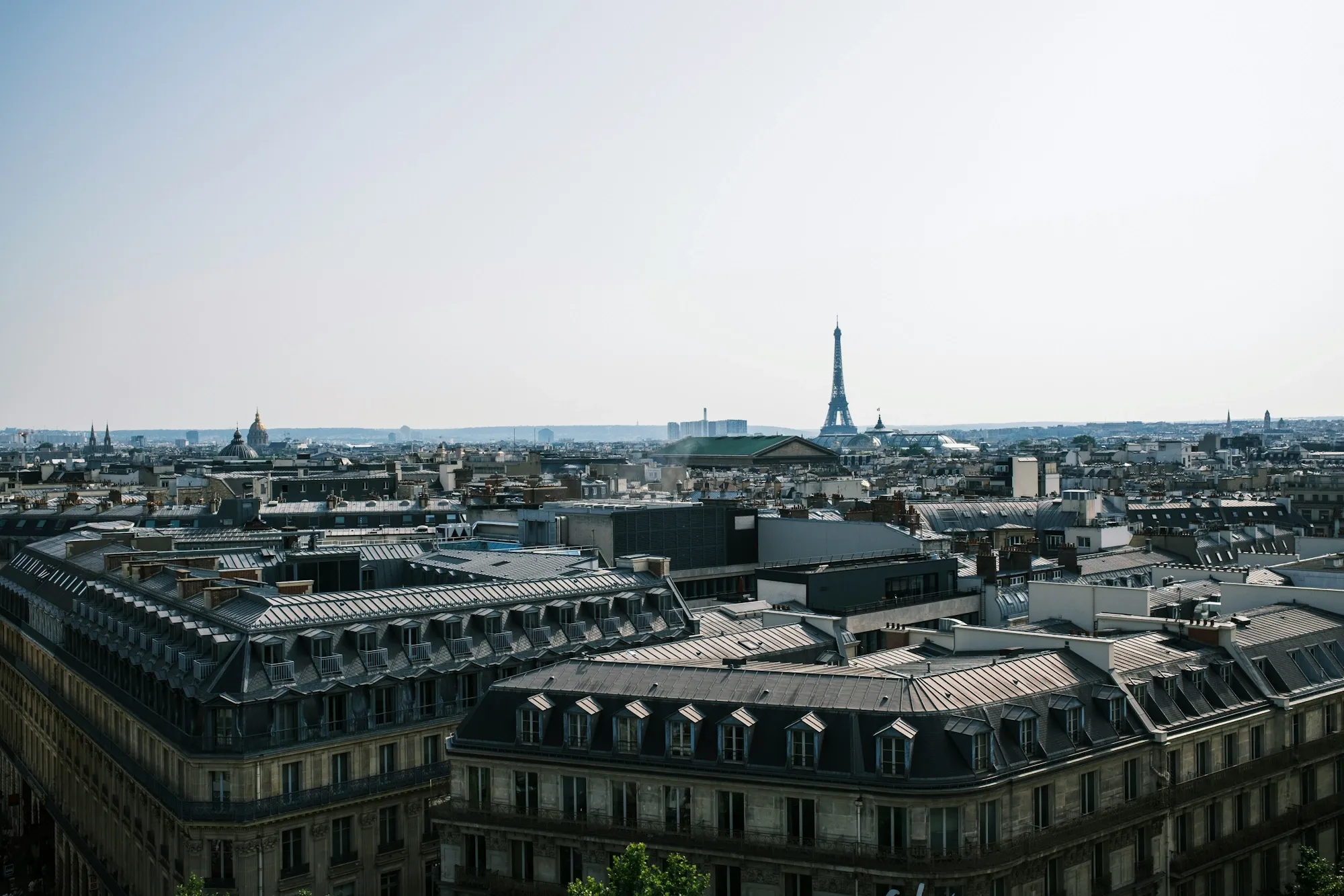 ¿Es seguro viajar a Francia ahora? Protestas, cancelaciones y cómo elegir alojamiento en París