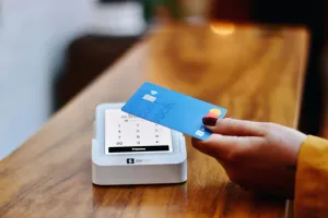 Pagos internacionales sin comisión: la guía para no perder dinero en tipo de cambio al viajar