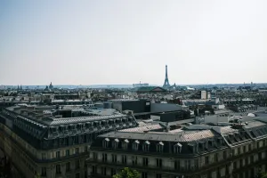 ¿Es seguro viajar a Francia ahora? Protestas, cancelaciones y cómo elegir alojamiento en París